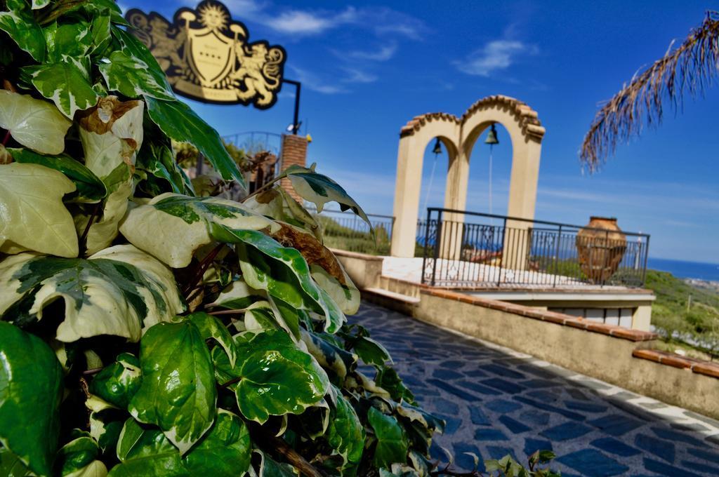 Villa Martius San Pier Niceto Exterior foto